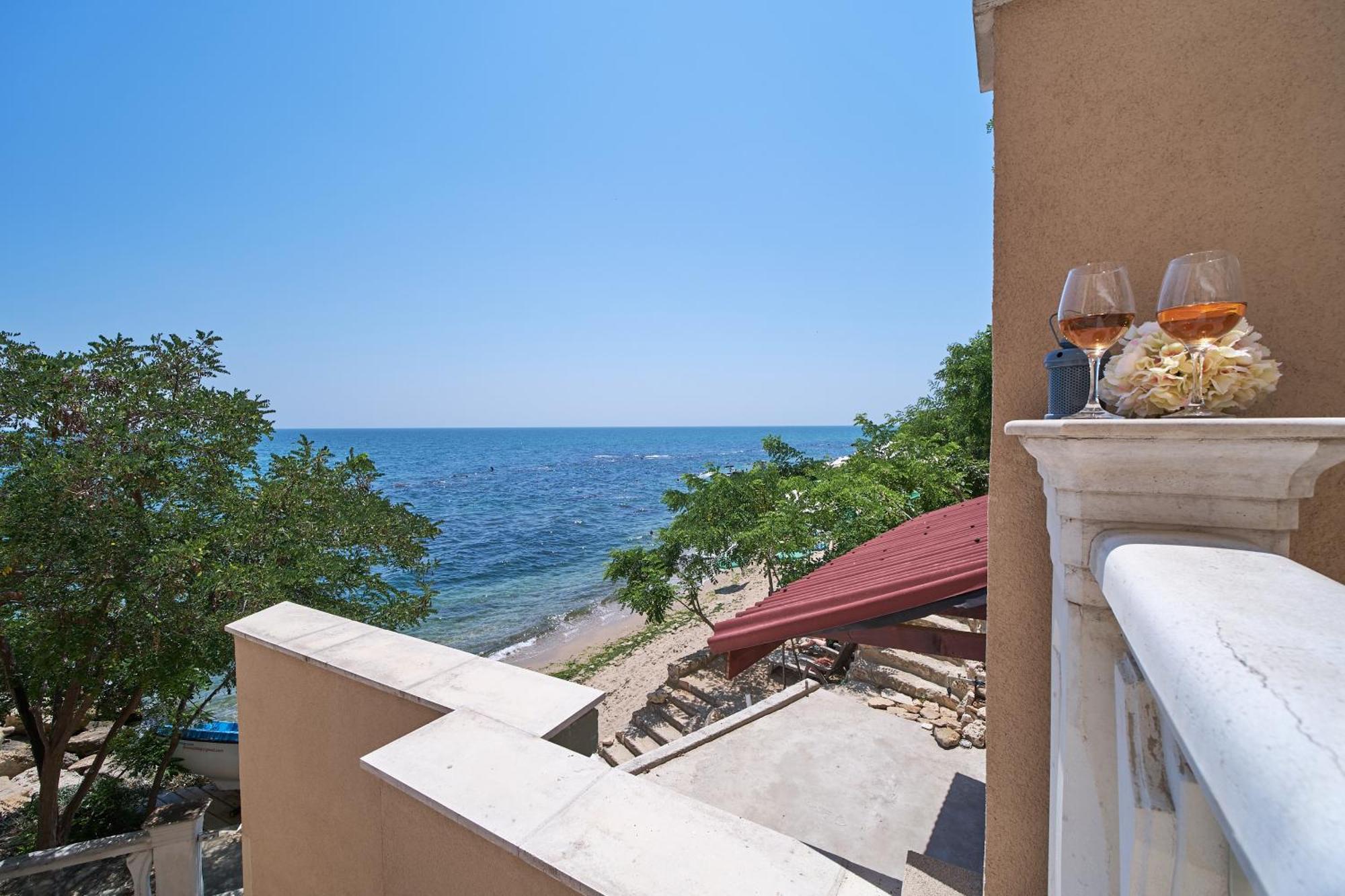 Dreams In La Mer Golden Sands Ngoại thất bức ảnh